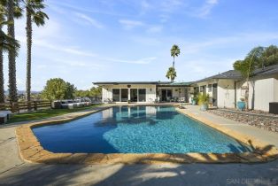 Single Family Residence, 701 Fallbrook st, Fallbrook, CA 92028 - 35