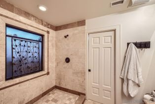 Single Family Residence, 13327 Calle Colina, Poway, CA 92064 - 49