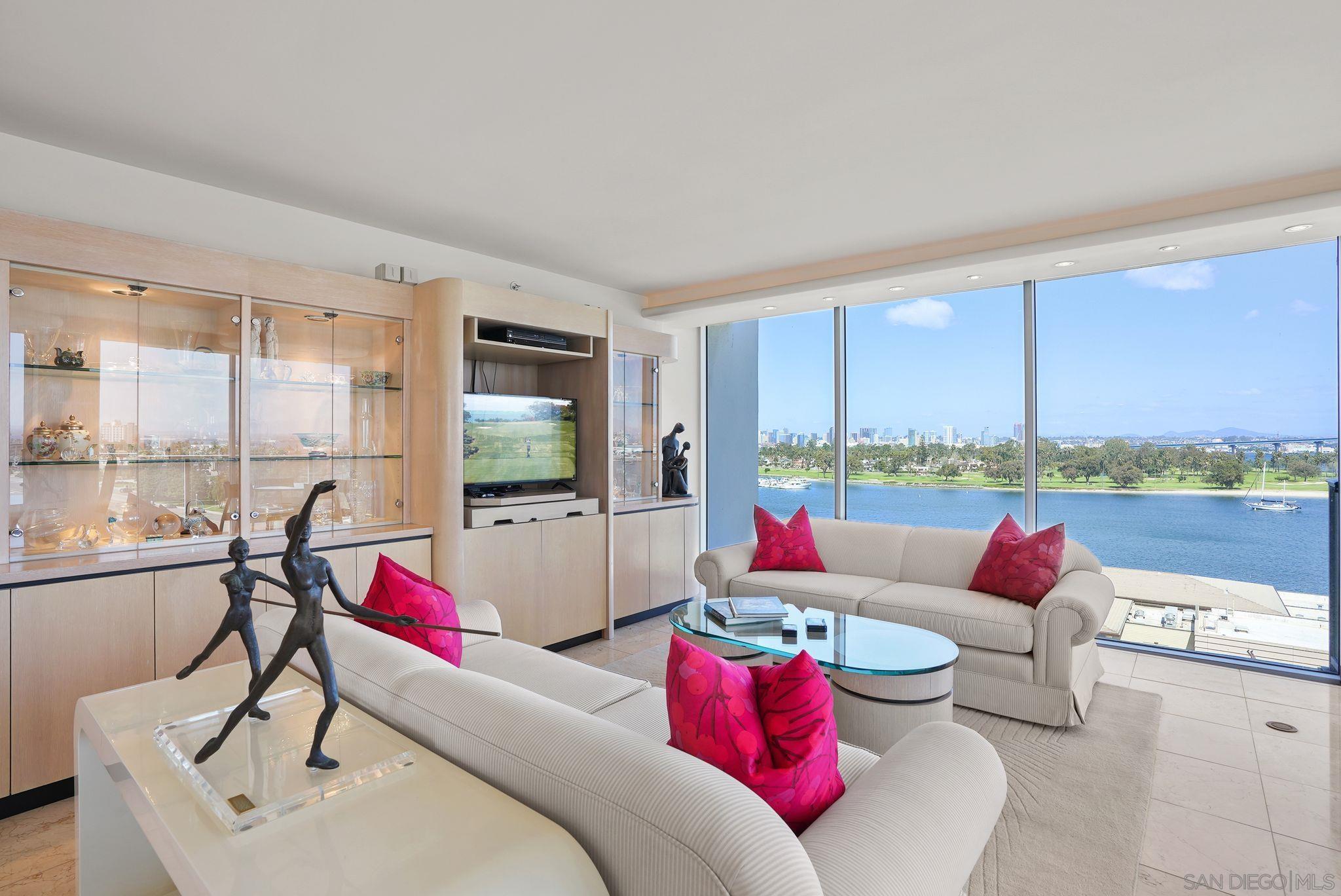 Condominium, 1810 Avenida del Mundo, Coronado, CA 92118 - 1