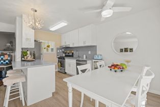 Condominium, 13754 MANGO dr, Del Mar, CA 92014 - 4