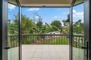 Single Family Residence, 7645 Calle Madero, Carlsbad, CA 92009 - 21