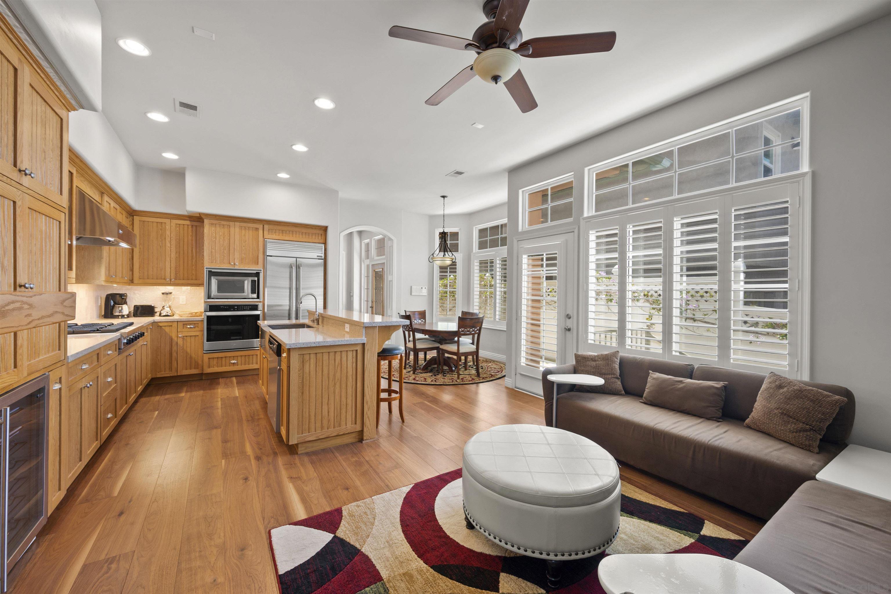 , 354 Kolmar st, La Jolla, CA 92037 - 1