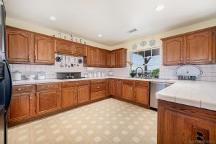 Single Family Residence, 4241 Via El Dorado, Fallbrook, CA 92028 - 19
