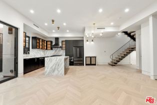 Condominium, 656 Huntley dr, West Hollywood , CA 90069 - 7