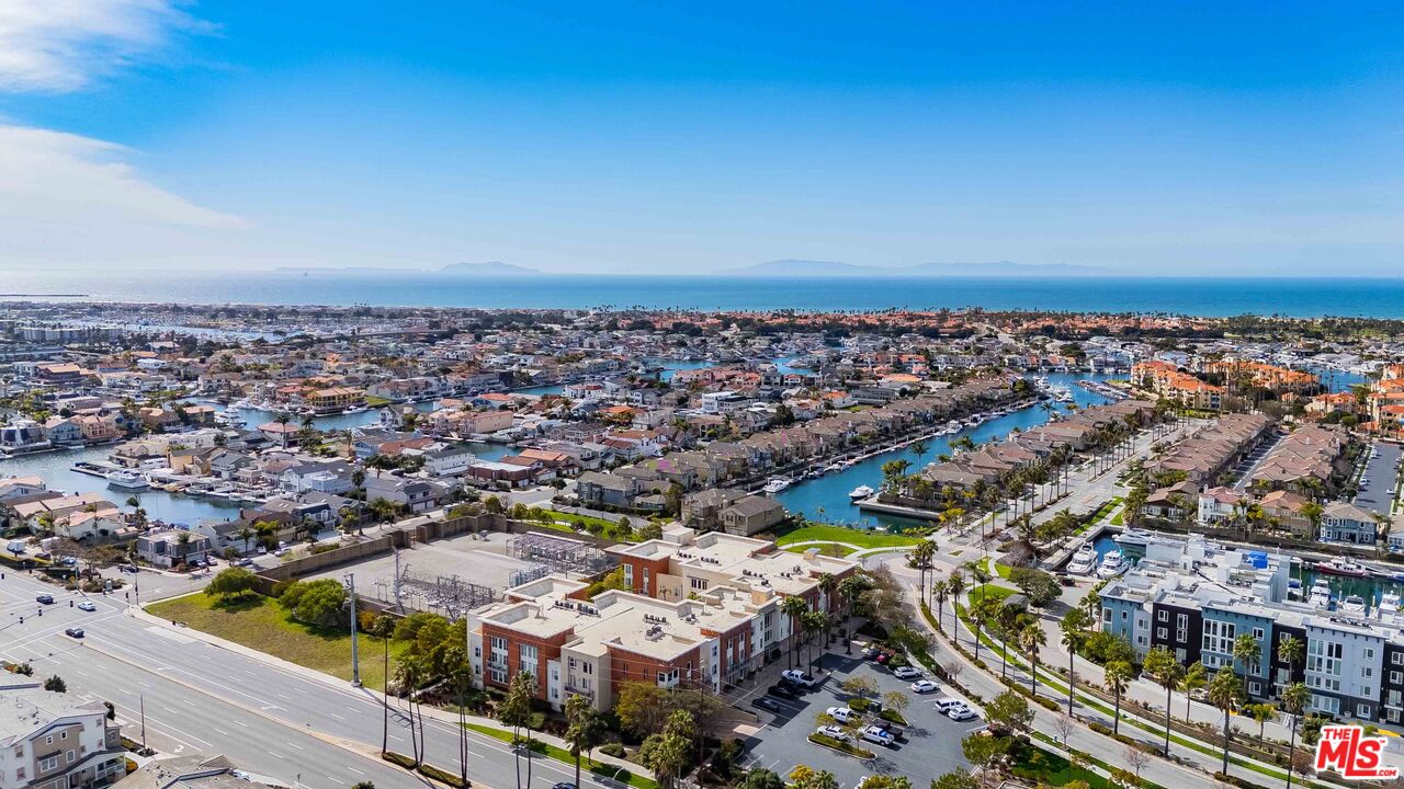 Condominium, 1901 Victoria ave, Oxnard, CA 93035 - 1