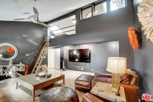 Single Family Residence, 4822 Queen Victoria rd, Woodland Hills, CA 91364 - 38