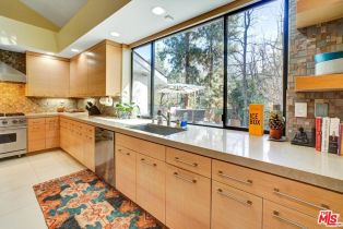 Single Family Residence, 4822 Queen Victoria rd, Woodland Hills, CA 91364 - 25