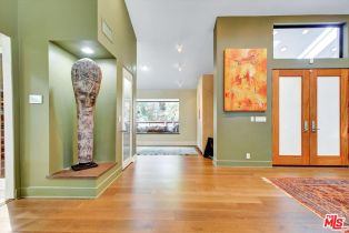 Single Family Residence, 4822 Queen Victoria rd, Woodland Hills, CA 91364 - 13