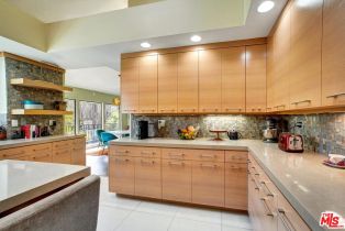 Single Family Residence, 4822 Queen Victoria rd, Woodland Hills, CA 91364 - 19