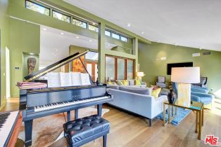 Single Family Residence, 4822 Queen Victoria rd, Woodland Hills, CA 91364 - 9