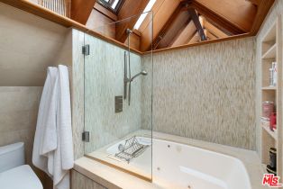 Single Family Residence, 133 Ocean Park blvd, Santa Monica, CA 90405 - 26