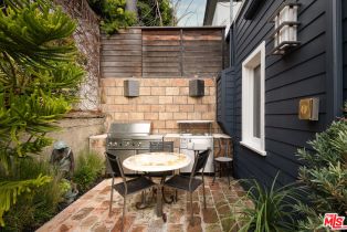 Single Family Residence, 133 Ocean Park blvd, Santa Monica, CA 90405 - 37