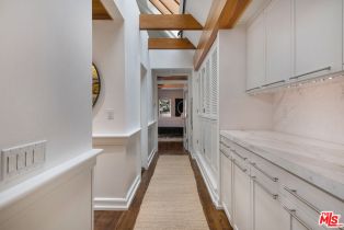 Single Family Residence, 133 Ocean Park blvd, Santa Monica, CA 90405 - 17