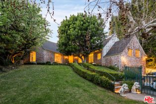 Single Family Residence, 601 Woodruff ave, Westwood, CA 90024 - 5