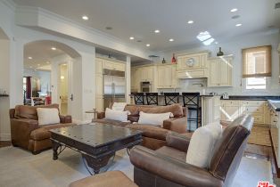 , 122 Channel Pointe mall, Marina Del Rey, CA 90292 - 13