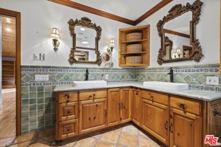 Single Family Residence, 22651 Calvert st, Woodland Hills, CA 91367 - 12