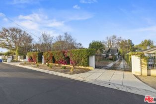 Single Family Residence, 22651 Calvert st, Woodland Hills, CA 91367 - 5
