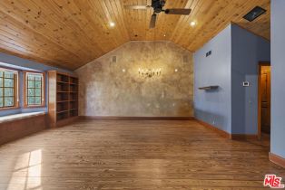 Single Family Residence, 22651 Calvert st, Woodland Hills, CA 91367 - 10