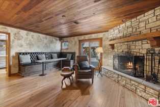 Single Family Residence, 22651 Calvert st, Woodland Hills, CA 91367 - 32