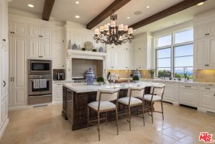 , 13961 Aubrey rd, Beverly Hills, CA 90210 - 8