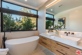 Single Family Residence, 552 Stassi ln, Santa Monica, CA 90402 - 12