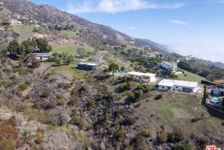 , 4615 Via Vienta st, Malibu, CA 90265 - 3