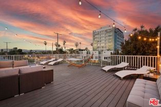 Residential Income, 3115 Strongs dr, Venice, CA 90292 - 2