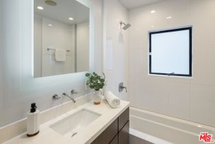 Single Family Residence, 386 Entrada dr, Santa Monica, CA 90402 - 8