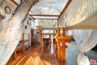 Single Family Residence, 1309 Cabrillo ave, Venice, CA 90291 - 8