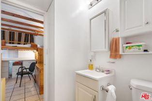 Single Family Residence, 1309 Cabrillo ave, Venice, CA 90291 - 7