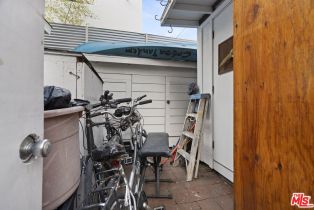 Single Family Residence, 1309 Cabrillo ave, Venice, CA 90291 - 6