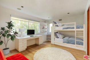 Single Family Residence, 562 Stassi ln, Santa Monica, CA 90402 - 20