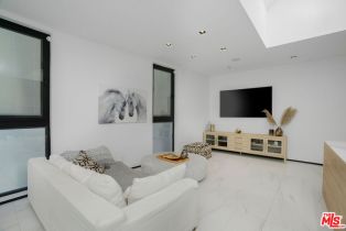 Condominium, 1253 Sweetzer ave, West Hollywood , CA 90069 - 7