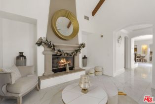 Single Family Residence, 21615 Medina Estates dr, Woodland Hills, CA 91364 - 5