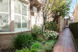 Condominium, 1248 Flores st, West Hollywood , CA 90069 - 4