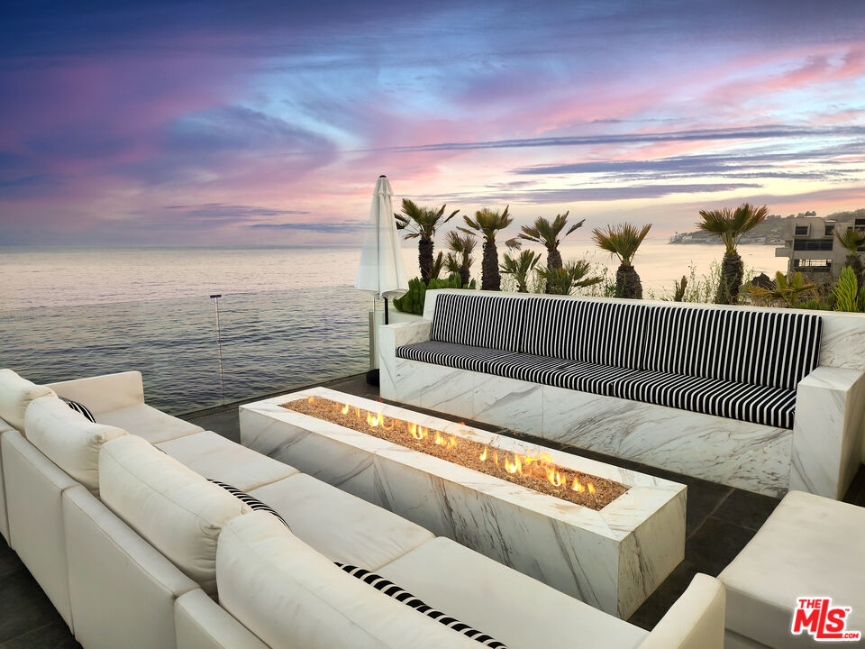 Single Family Residence, 26122 Pacific Coast hwy, Malibu, CA 90265 - 1