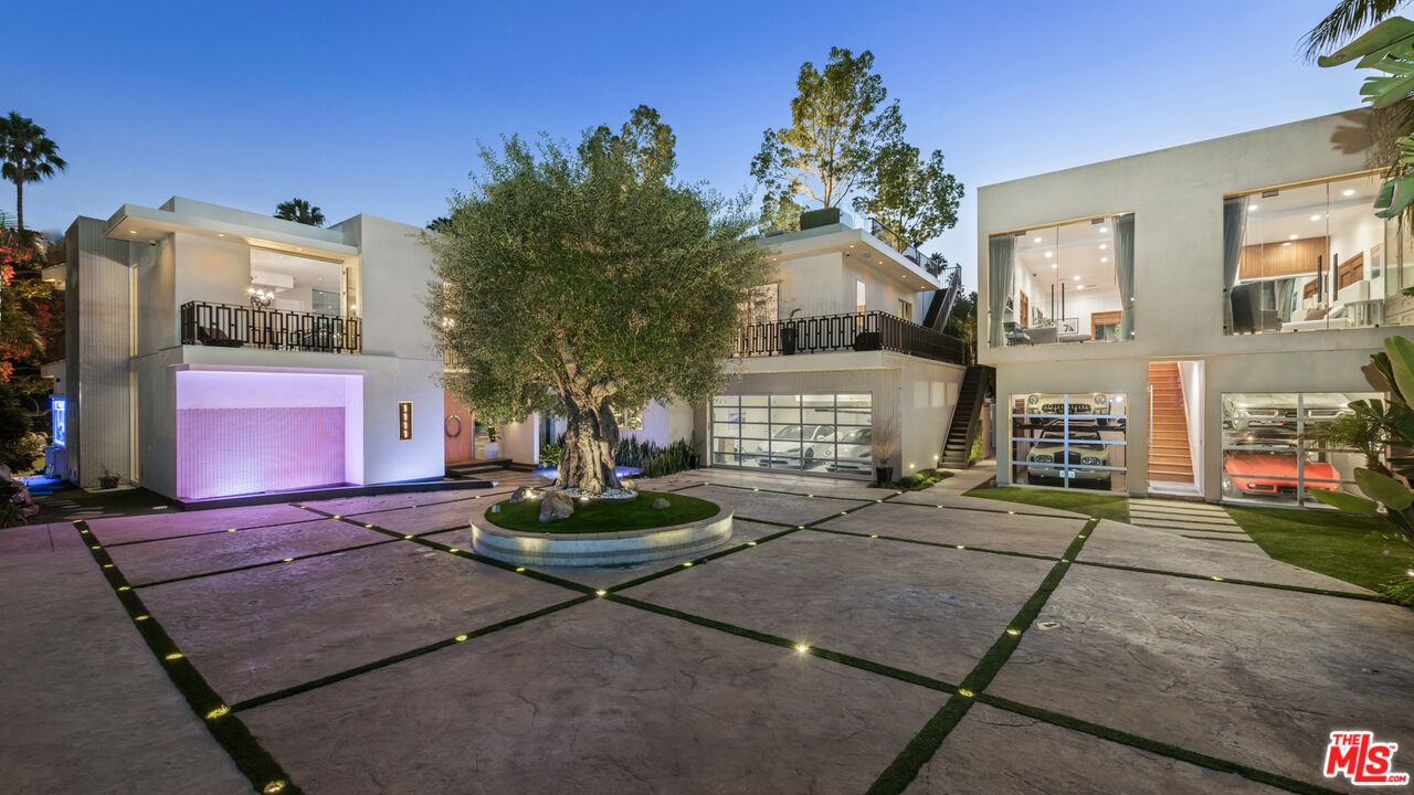 Single Family Residence, 1111 Sierra Alta way, Beverly Hills, CA 90210 - 1