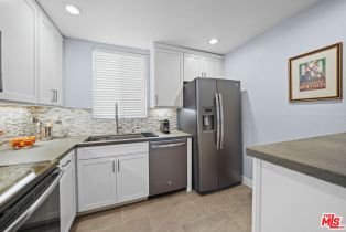 Condominium, 8530 Holloway dr, West Hollywood , CA 90069 - 9