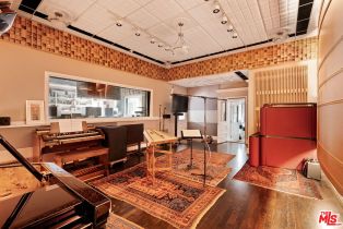 Single Family Residence, 110 Brighton st, Burbank, CA 91506 - 22