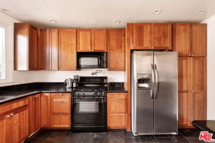 Single Family Residence, 110 Brighton st, Burbank, CA 91506 - 9