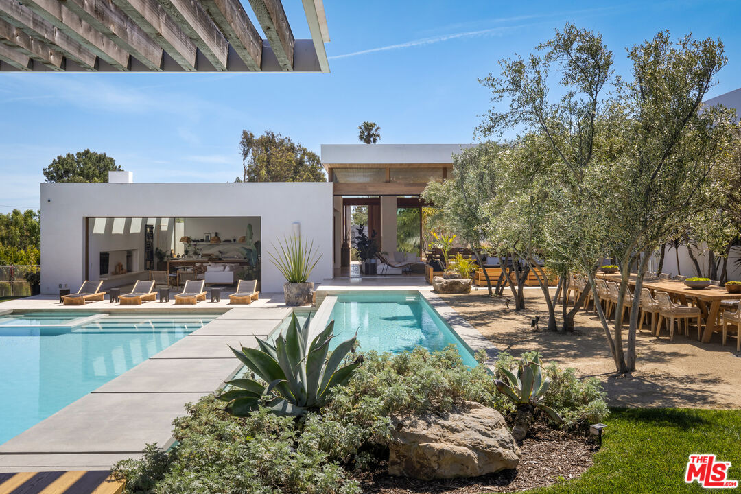 Single Family Residence, 28837 Selfridge dr, Malibu, CA 90265 - 1