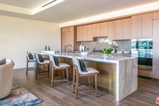 Condominium, 8420 Sunset blvd, West Hollywood , CA 90069 - 2