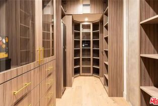 Single Family Residence, 13812 Cumpston st, Sherman Oaks, CA 91401 - 21