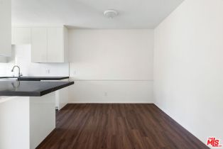 Condominium, 550 Croft ave, West Hollywood , CA 90048 - 7