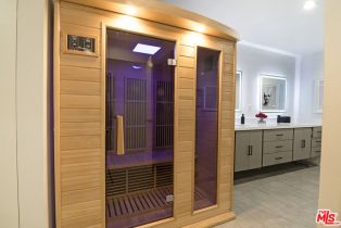 Single Family Residence, 3585 Alana dr, Sherman Oaks, CA 91403 - 19