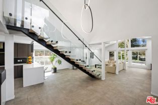 Single Family Residence, 3585 Alana dr, Sherman Oaks, CA 91403 - 3