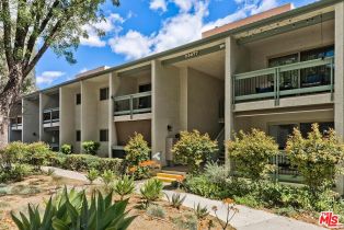 Condominium, 23677 Park Capri, Calabasas, CA 91302 - 3