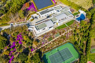 Single Family Residence, 27454 Winding way, Malibu, CA 90265 - 2