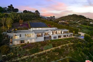 Single Family Residence, 27454 Winding way, Malibu, CA 90265 - 4
