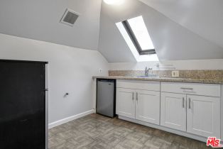 Residential Income, 1332 10th st, Santa Monica, CA 90401 - 19